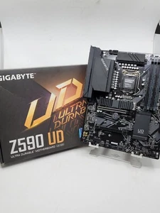 Gigabyte Z590 UD Intel LGA 1200 DDR4 ATX scheda madre - Foto 1 di 7