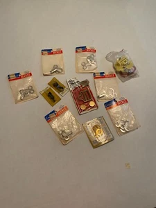 Lot of Miscellaneous Vintage Hook & Bracket Items - Picture 1 of 9