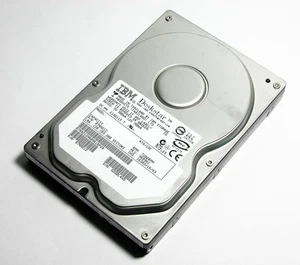 82.3 GB IDE IBM Deskstar IC35L080AVVA07-0 Internal Hard Drive - Picture 1 of 1