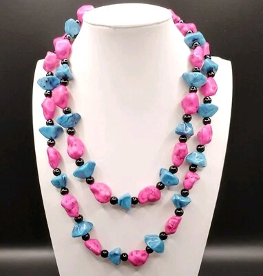 Hot Pink Turquoise Howlite Nugget Necklace Chunky Statement Bohemian Liquorice  Foto 1 de 4