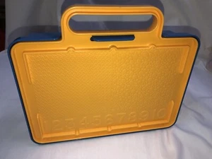 Vintage Tupperware Tuppertoys Storage Case Box with stencils NEW - Imagen 1 de 5