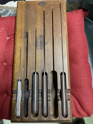 Juego de cuchillos de cocina Case XX 4 piezas de colección + 2 bloques de cuchillos de emparejamiento de pedernal de acero inoxidable Ekco Foto 1 de 4