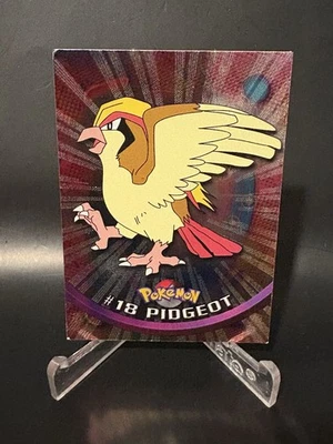 Pidgeot #18 - BLACK Logo - Holo - SERIES 1 - TOPPS POKEMON CARD - Image 1 of 2