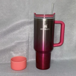 Stanley 40oz Quencher Exclusive Color Pink Shimmer Tumbler - Picture 1 of 7