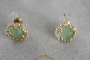 Kendra Scott Mint Green Stud Earrings - Gold - Picture 1 of 3