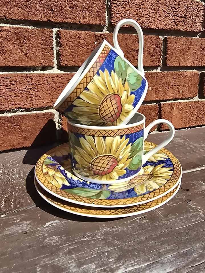 Juego de 2 tazas de café/té Farberware by Retroneu Sunflower Sensation verde Hannah Foto 1 de 4