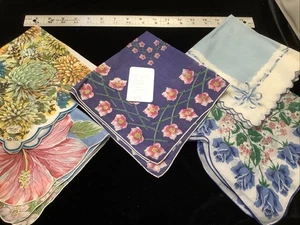 1788🌟Fazzoletti Vintage Fantasia Stampa Floreale Sfumature di BLU LOTTO (5) - Foto 1 di 9