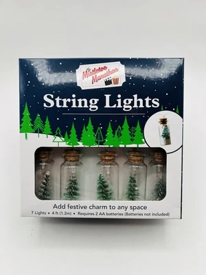 槲寄生马拉松 7 灯串灯 4 英尺迷你玻璃瓶带树仙女 — 第 1/4 张图片