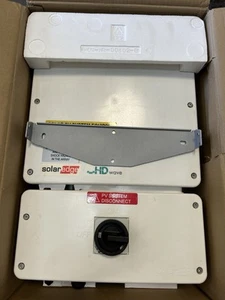 Solaredge SE10000H-US000BEU4 Single Phase Inverter - Picture 1 of 8