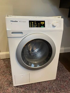 Miele 7kg Front Load Washing Machine in Excellent Condition Made in Germany - Picture 1 of 6