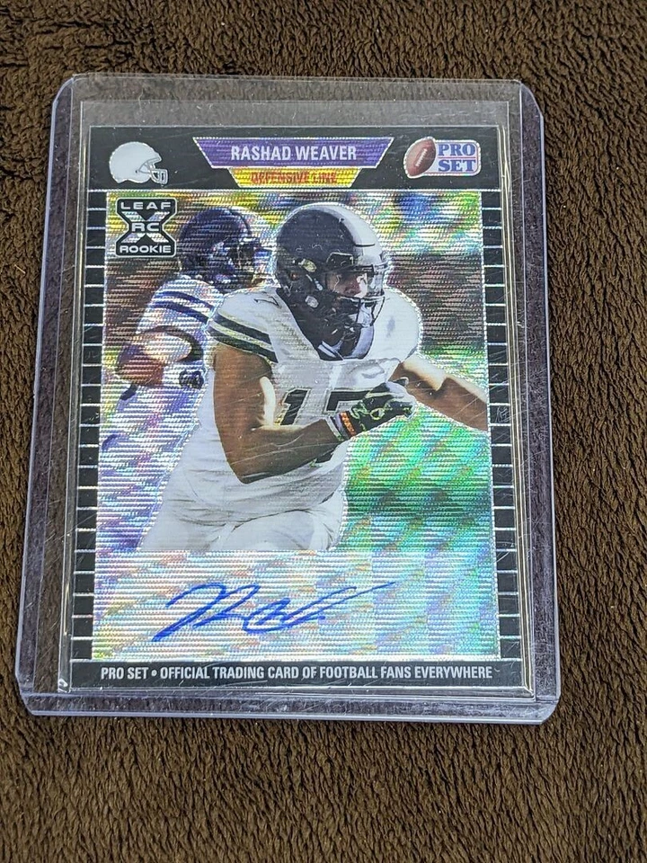 2021 LEAF PRO SET BLACK /25 WAVE AUTO RASHAD WEAVER - Image 1 of 1