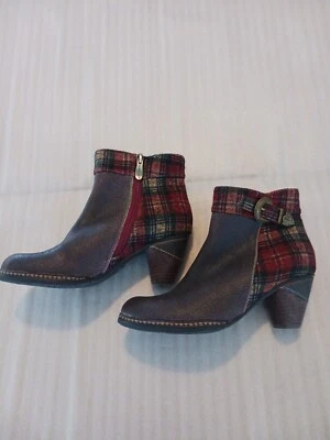 L'Artiste Scottala Spring Step Womens Ankle Boots. Size 5.5-6. - Image 1 of 4