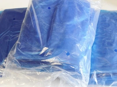 Delantales de PVC azul Foto 1 de 3