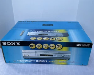 Sony Video Cassette Recorder SLV-N750 VCR VHS New in Box - Picture 1 of 12