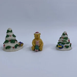 Disney Winnie the Pooh Christmas Figurines Village Tree Piglet Honey Pot - Picture 1 of 9