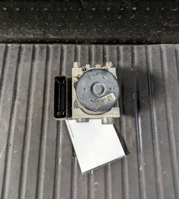 Conjunto de bomba de freno antibloqueo ABS Chrysler 300 2011-2012 OEM Foto 1 de 4