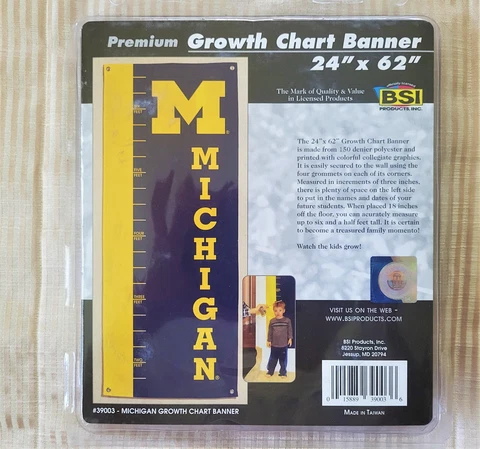 NCAA UNIVERSITY of MICHIGAN GROWTH CHART BANNER w/GROMMETS  NEW! Cover