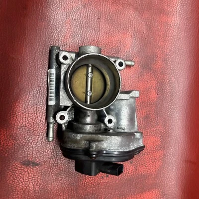 2005-2008 FORD ESCAPE MARINER 2,3 Л ГИБРИДНЫЙ ДВИГАТЕЛЬ ДРОССЕЛЬНАЯ ЗАСЛОНКА КОРПУС КЛАПАН В СБОРЕ - Изображение 1 из 4