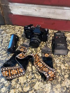 Mamiya/DSX 1000 B Camera 55mm Vintage UNTESTED With Extras - Picture 1 of 8