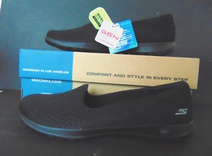 Skechers Performance Go Walk Black Slip On Shoes Size 7.5 New In Box WOMENS - Picture 1 of 7