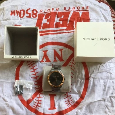 Reloj de pasarela delgado MK8576 Michael Kors para hombre Foto 1 de 4