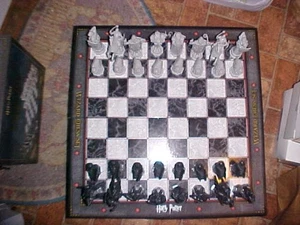 The Noble Collection Harry Potter Wizard's Chess Set Collectible Famous Movie - Picture 1 of 4