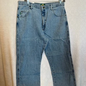 NEW Cabela’s roughneck relaxed fit jeans size 38 X 30 NWT light wash - Picture 1 of 7