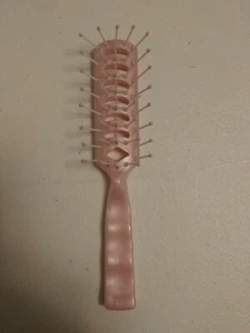 Hair Styling Brush! Purse Size! 6 Inch Vented Brush! Pink! Nice Little Brush! - Picture 1 of 6