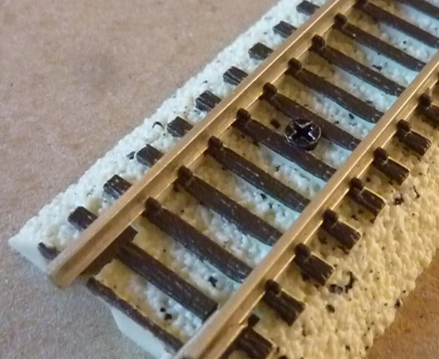 Screws for Atlas True Tracks N, With Milling Machine - Image 1 of 4