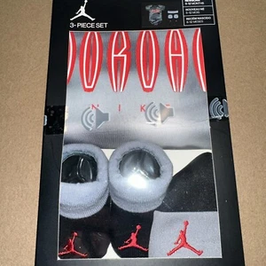 Nike Air Jordan 3 Piece Bodysuit, Beanie And Booties Baby 6-12 Months - Picture 1 of 4