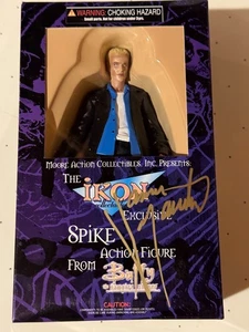 JAMES MARSTERS SIGNED SPIKE IKON ACTION FIGURE BUFFY THE VAMPIRE SLAYER JSA RARE - Picture 1 of 3