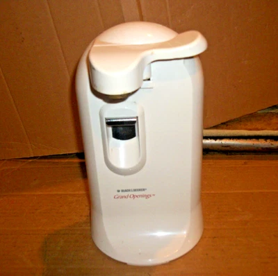 Abridor de latas eléctrico Black & Decker Grand Openings con afilador de cuchillos #EC1200 Foto 1 de 3