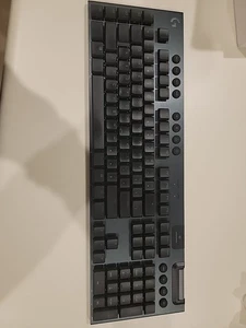 Logitech G915 (920008902) Wireless RGB Mechanical Gaming Keyboard - Picture 1 of 1