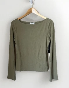 Weekend Los Angeles Green Ribbed Long Sleeve NWT - Picture 1 of 6
