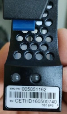 EMC V4-VS6FX-400 005051162 005051163 400G SAS SSD 3.5 Solid State Hard drive - Image 1 of 3