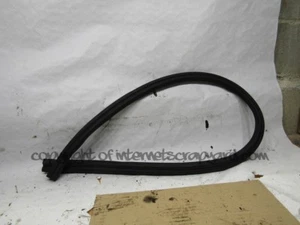 Jeep Grand Cherokee ZJ ZG 93-99 4.0 Motorraum Gummidichtung - Bild 1 von 3