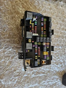 2013-2014 Ram 2500 3500 6.7L Cummins Timp, Fuse Box P# 68237160AC - Picture 1 of 6