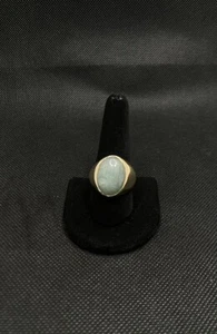 14K YELLOW GOLD MINT GREEN OVAL JADE CABOCHON RING 12.7G SIZE 11 (TDW029157) - Picture 1 of 7