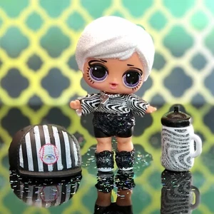 NEW LOL Surprise All-Star BBs BEATNIK BABE Baby Umpire Doll B.B. ULTRA RARE GOLD - Picture 1 of 9