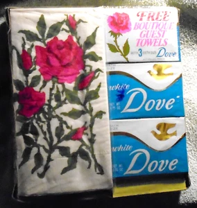 Vintage 1960's Set Of Three Dove Soap Bars with 15 Boutique Guest Towels Promo H - Picture 1 of 5