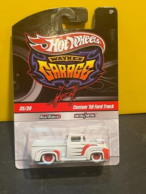 1/64 HOT WHEELS WAYNE'S GARAGE PILOTOS REALES 35/39 56 FORD F-100 BLANCO Y ROJO PERSECUCIÓN Foto 1 de 4