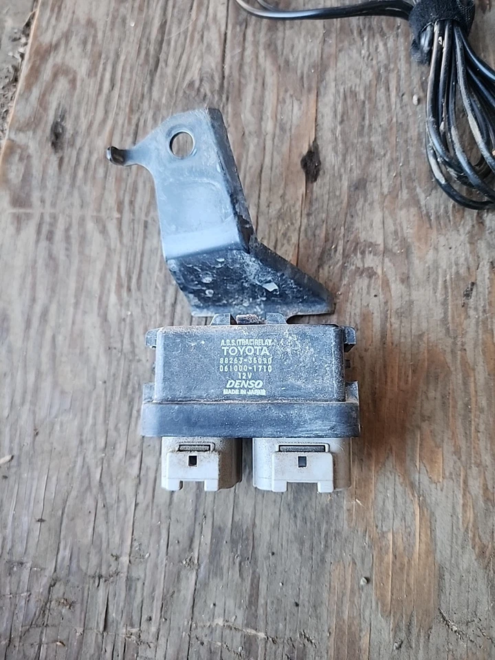 Toyota 4Runner 1996-2002 ABS relé Trac OEM 88263-35090 Foto 1 de 1