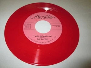 THE CAPRIS IT WAS MOONGLOW 7" NM US RED VINYL 1954 DOO WOP VINYL LISTEN - Picture 1 of 2