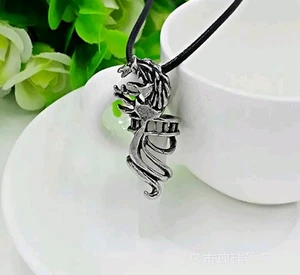 Wolf Werewolf Wolfman Crystal Tooth Fang Claw Talon Necklace Charm Pendant Gift - Picture 1 of 1