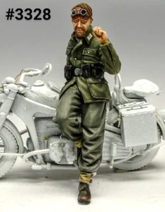 •1/35 Resin German Motorcycle Rider Dismounted "Taking A Break" Model Kit 3328 - Picture 1 of 5