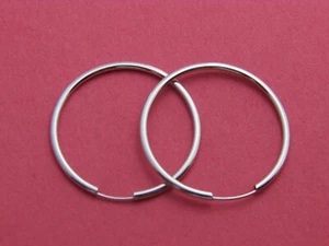 Orecchini a cerchio vero oro bianco 14 kt cerchi infiniti 3 misure orecchini oro massiccio 14kt - Foto 1 di 1