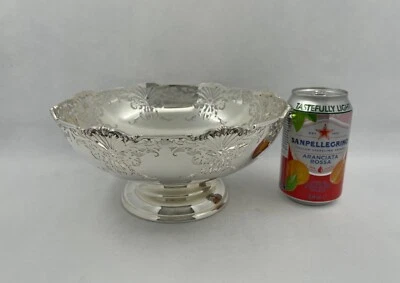 Cesta perforada vintage plata esterlina Sheffield 1943 de Walker & Hall, 511 g Foto 1 de 4