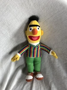 2003 Sesamstraße Bert Plüschtier Stofftier Puppe Ernies Freund Nanco 13 Zoll - Bild 1 von 7