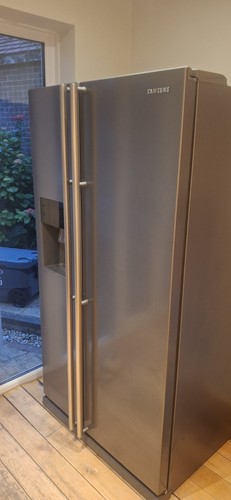 Samsung American Side-by-Side Fridge-Freezer Frost Free Water/Ice Grey ...