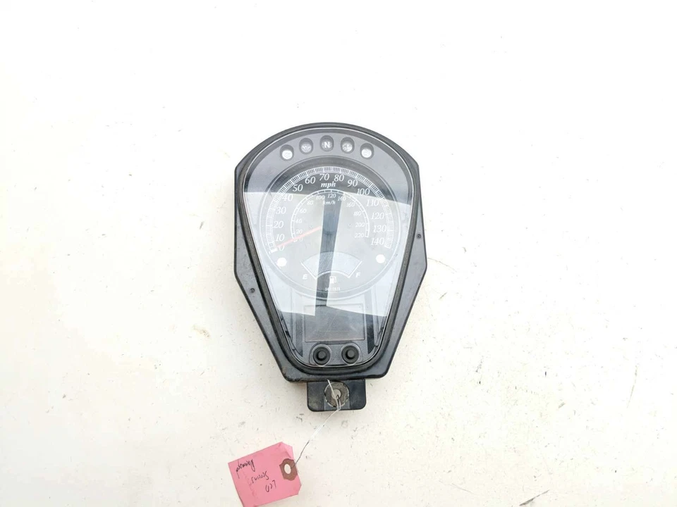 Tablero medidor velocímetro 15 Suzuki VL1500 Boulevard Foto 1 de 4